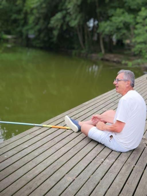 Villa *L'Ecrin De L'Etang* Depaysement Assure Bourbourg Exterior foto